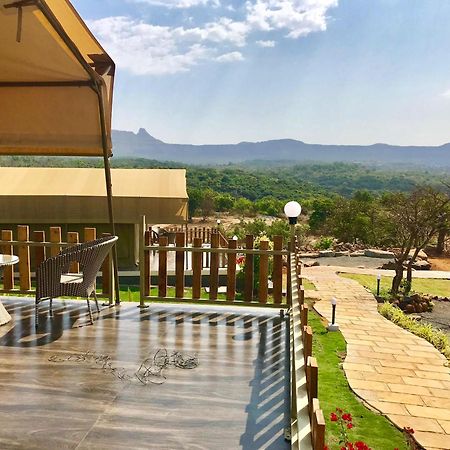 The Canvas Resort In Lonavla 外观 照片
