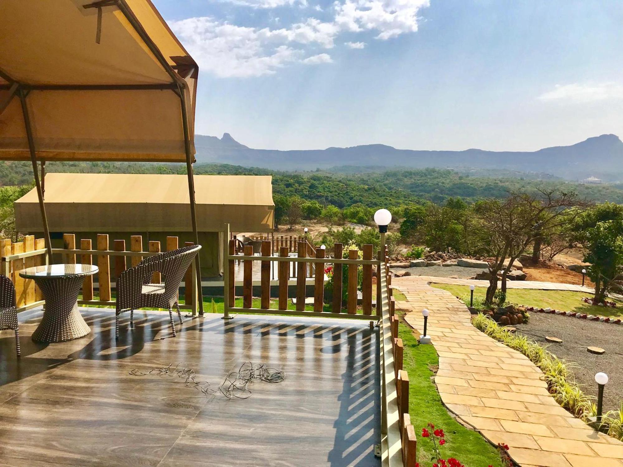 The Canvas Resort In Lonavla 外观 照片