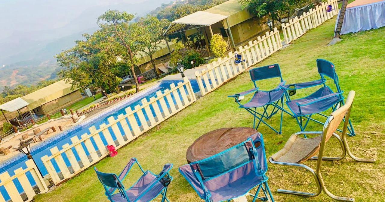 The Canvas Resort In Lonavla 外观 照片