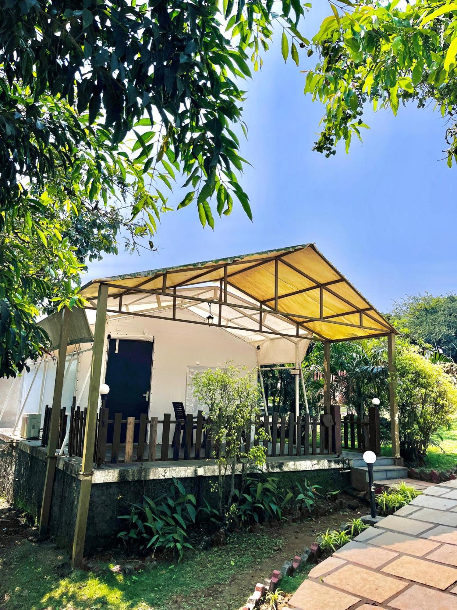 The Canvas Resort In Lonavla 外观 照片